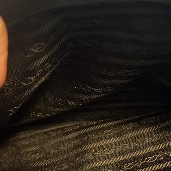 đ¤ SOLD đ¤ PRADA authentic vintage nylon handbag - Picture 7 of 9